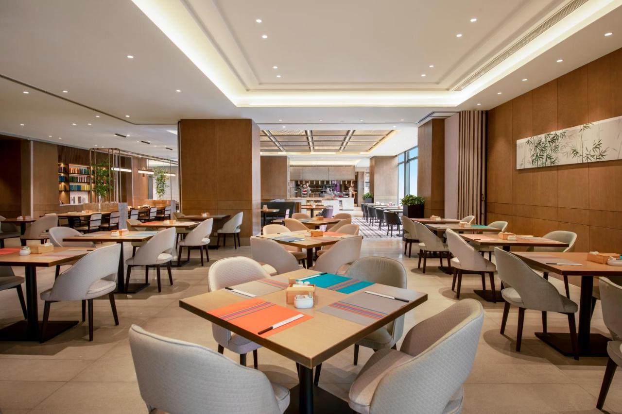 Hyatt Place Chengdu Pebble Walk Bagian luar foto