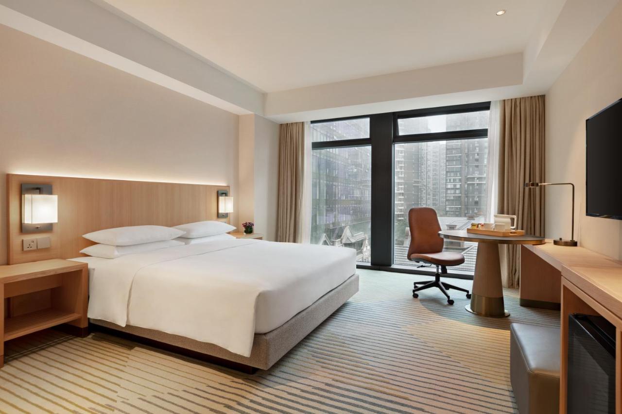 Hyatt Place Chengdu Pebble Walk Bagian luar foto